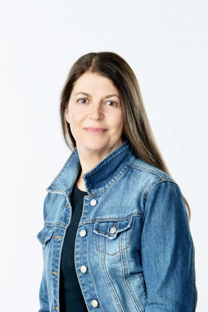 Author photo of Dawn Promislow